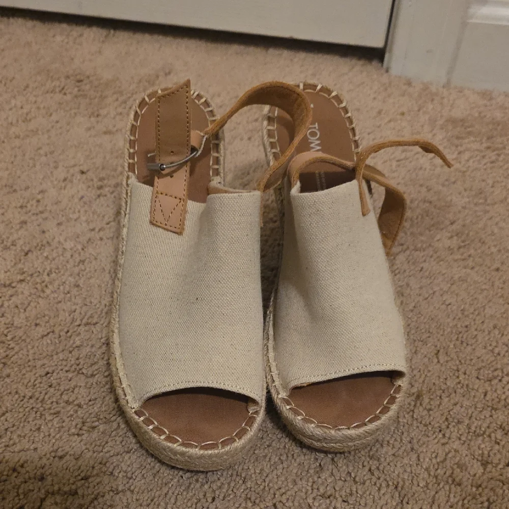 TOMS Women's Tan Espadrille Sandals - Picture 2 of 6